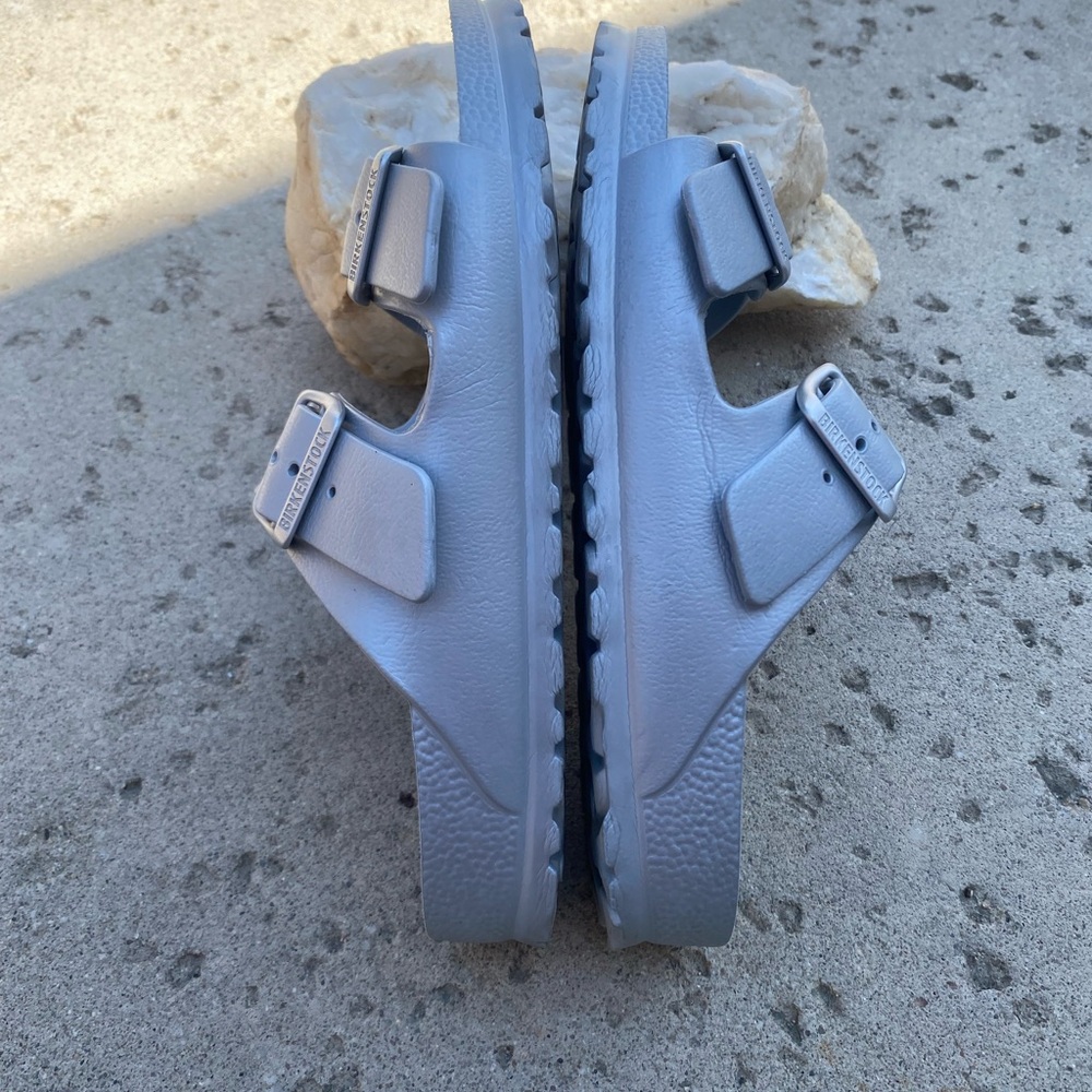 Birkenstock Silver Color Slide Sandals women’s size 37 - Picture 6 of 6